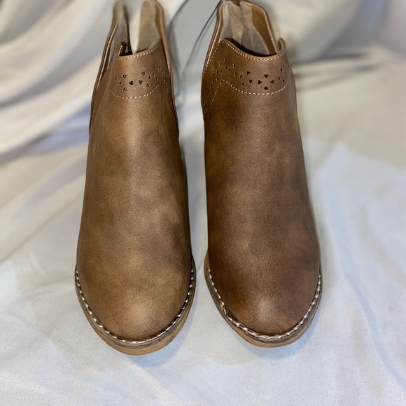 Brown ankle booties Jynx size 5 - Picture 2 of 8